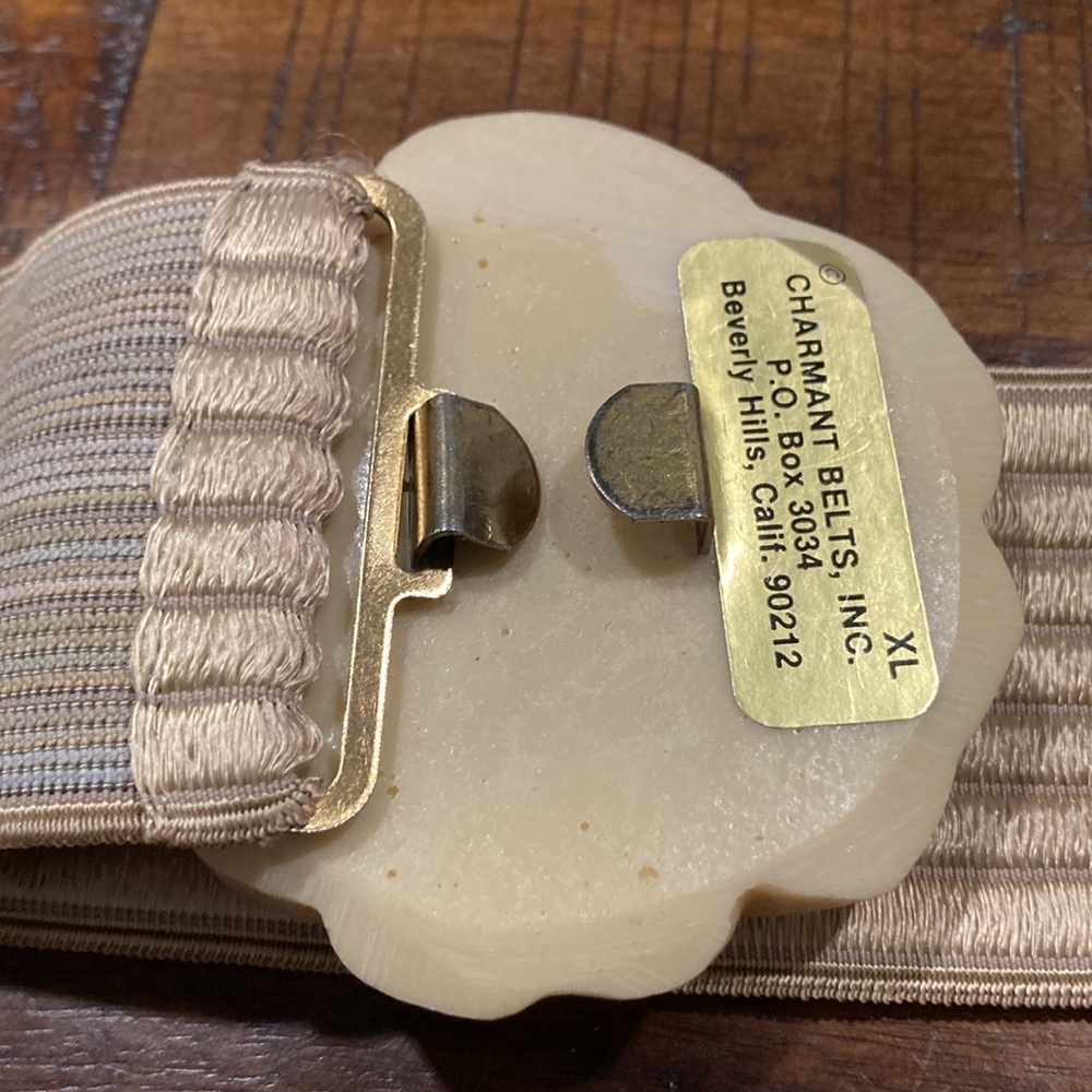 vintage Charmant beige rose belt - Picture 6 of 7